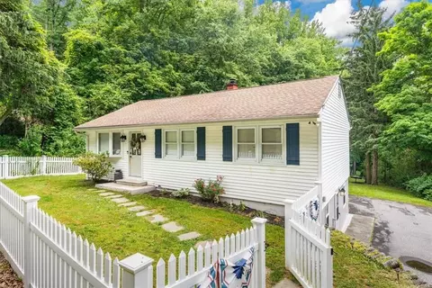 29 Sugar Hill Rd, North Salem, NY 10560
