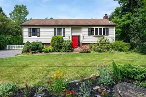855 E Branch Rd, Patterson, NY 12563