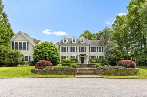 68 Dann Farm Rd, Pound Ridge, NY 10576
