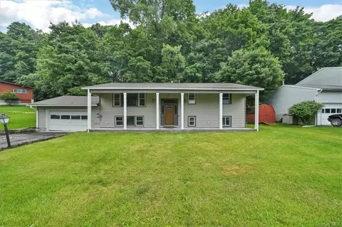 55 Phillips St, Middletown, NY 10940
