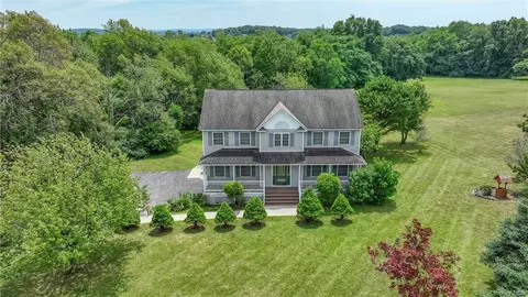 283 Kirbytown Rd, Wawayanda, NY 10940