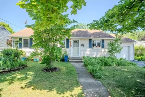 120 Kingston Ave, Port Jervis, NY 12771