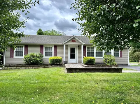 477 Gidney Ave, Newburgh, NY 12550