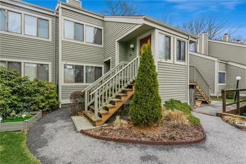 143 Stone Mdw, Lewisboro, NY 10590
