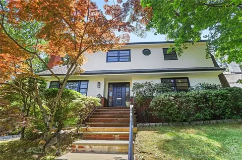 82 Harmon Ave, Pelham, NY 10803