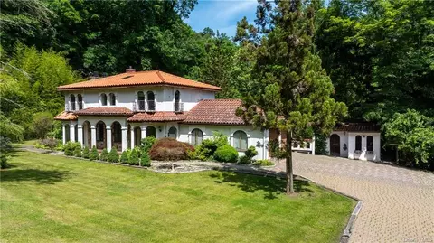 66 Mclaughlin Dr, Mahopac, NY 10541