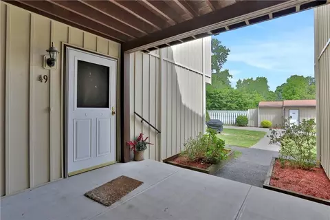 49 Patterson Village Ct, Patterson, NY 12563