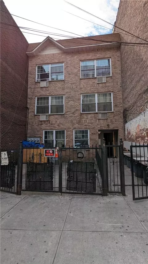 1787 Monroe Ave, New York, NY 10457