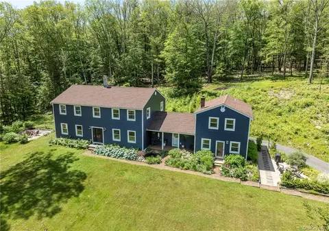 207 Creamery Rd, Stanford, NY 12581