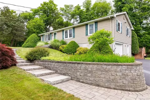 486 Schultz Hill Rd, Rhinebeck, NY 12572