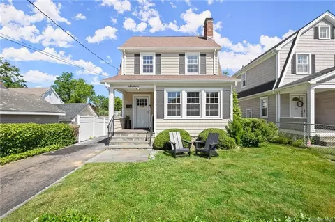 16 Eleanor St, Rye, NY 10580