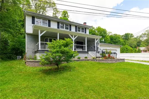 3 Nilde Ct, Poughkeepsie, NY 12603