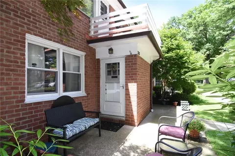328 S Buckhout St #328, Greenburgh, NY 10533