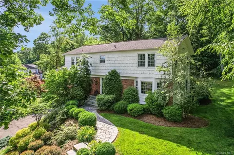 16 Romar Ave, White Plains, NY 10605