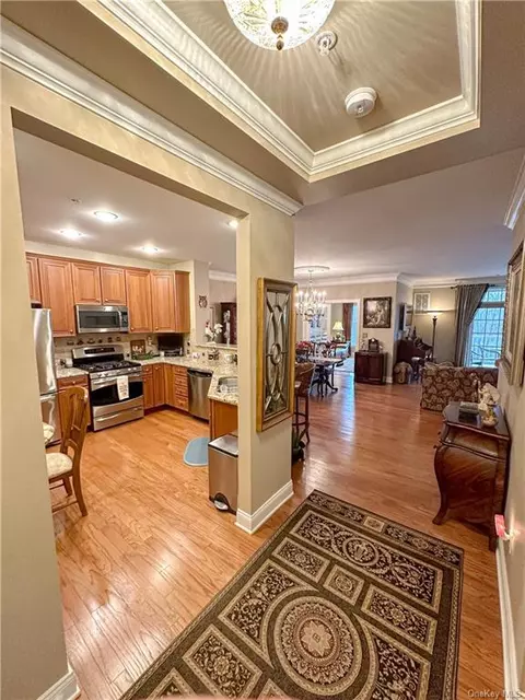 233 Regency Dr, Fishkill, NY 12524