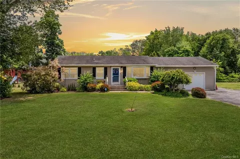 233 Freida St, Montgomery, NY 12549