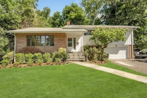 184 Tewkesbury Rd, Scarsdale, NY 10583