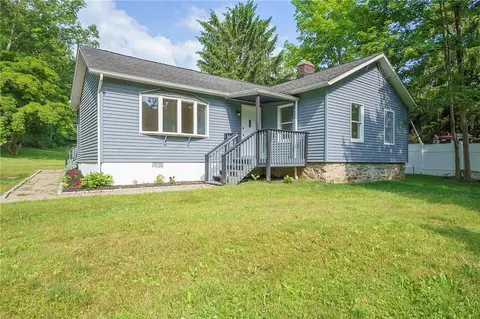 2413 Hunterbrook Rd, Yorktown, NY 10598