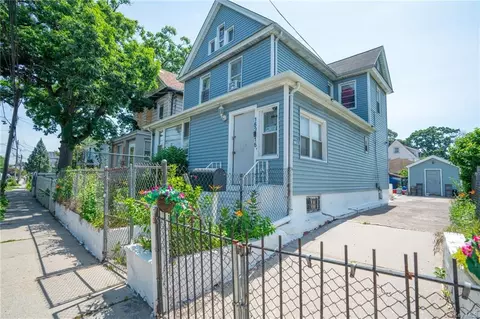 163-16 Mathias Ave, New York, NY 11433