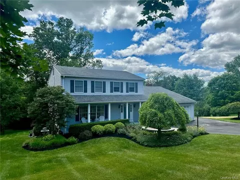 3 Coach House Ln, Goshen, NY 10924