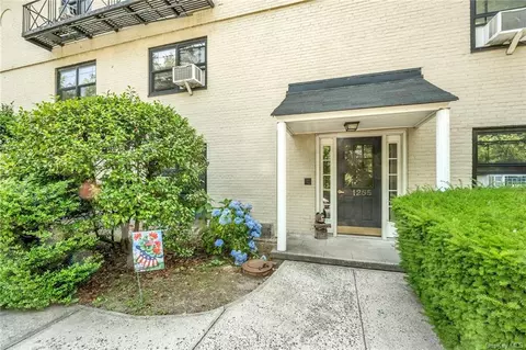 1265 California Rd #B-2, Eastchester, NY 10709