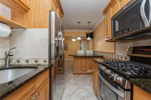 126 Church St #2C, New Rochelle, NY 10805
