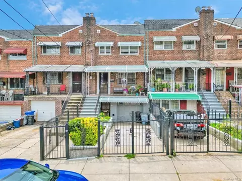 1048 E 216th St, Bronx, NY 10469