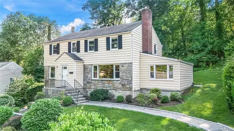 54 Marion Ave, Greenburgh, NY 10530