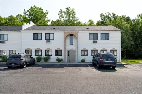 23 Scarborough Ln #A, Wappinger, NY 12590
