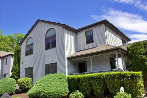 36 Bonney Ct, Monroe, NY 10950