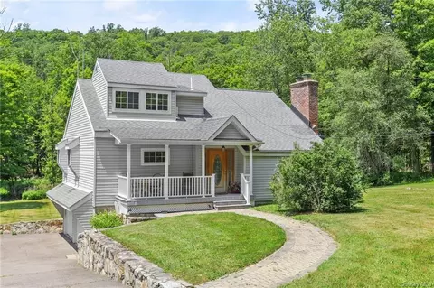 191 Bell Hollow Rd, Putnam Valley, NY 10579