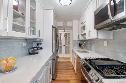2835 Webb Ave #7F, Bronx, NY 10468 photo 1