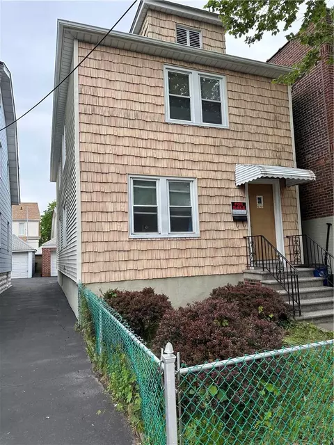 2823 Lasalle Ave, New York, NY 10461