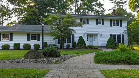 43 Loockerman Ave, Poughkeepsie, NY 12601