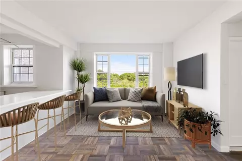 220 Pelham Rd #5B, New Rochelle, NY 10805