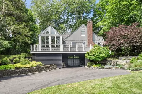 21 Lakeview Ave W, Cortlandt, NY 10567