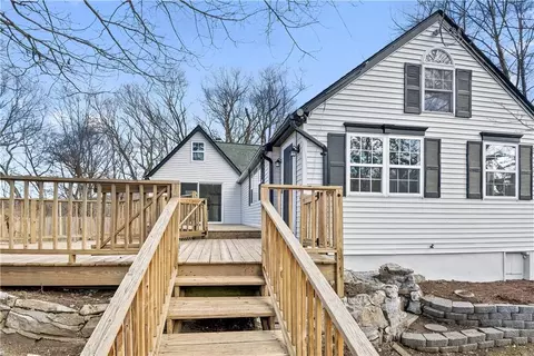 5 Ottawa Rd, Patterson, NY 12563