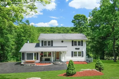 710 Sprout Brook Rd, Putnam Valley, NY 10579