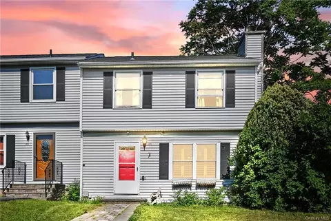 306 Hudson Ave, Beacon, NY 12508