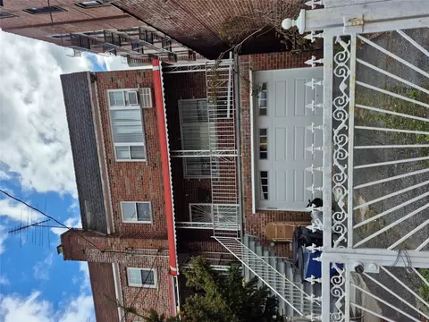 740 Nereid Ave, New York, NY 10466