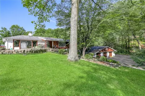 59 Johnsontown Rd, Ramapo, NY 10974