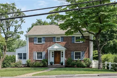 38 Heatherdell Rd, Greenburgh, NY 10502