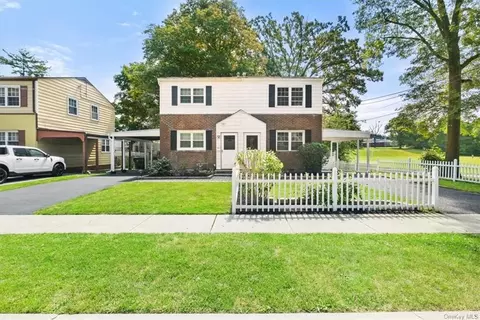 92 Paggi Ter, Wappinger, NY 12590
