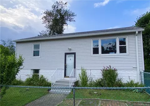 22 Yorktown Rd, Kent, NY 10512