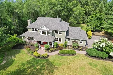 29 Horizon Farms Dr, Warwick, NY 10990