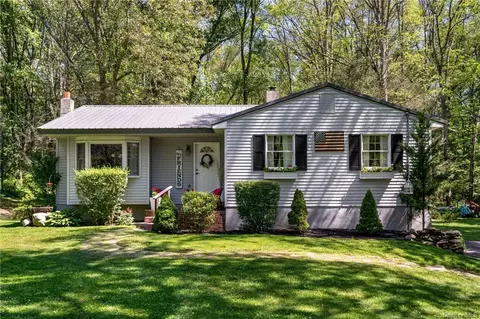 334 Beamer Rd, Walden, NY 12586