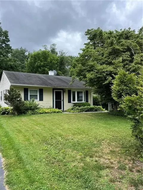 26 Forshee St, Monroe, NY 10950