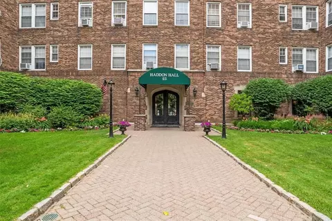 25 Parkview Ave #4A, Yonkers, NY 10708