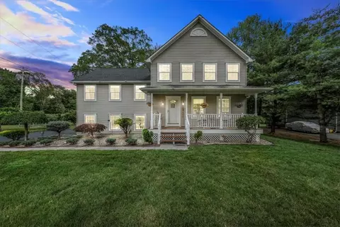 67 Secor Ln, East Fishkill, NY 12533