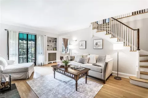 20 N Broadway #I-343, White Plains, NY 10601